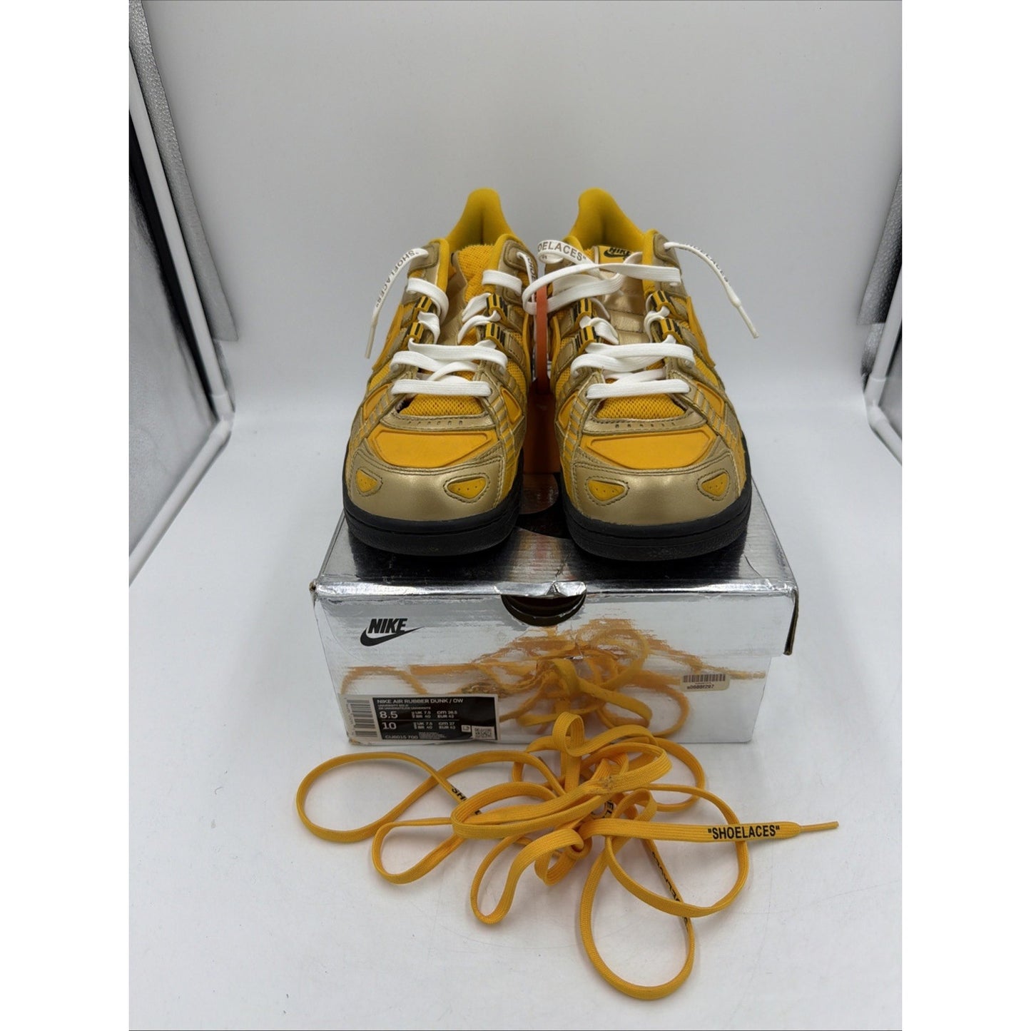 Size 8.5 - Nike Off-White x Air Rubber Dunk University Gold