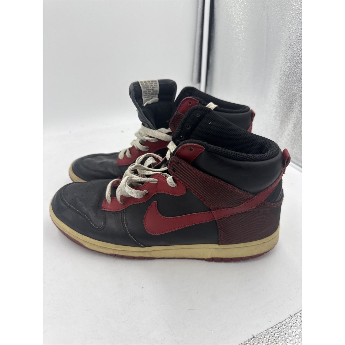 Size 11 North Varsity Nike Dunk Bred