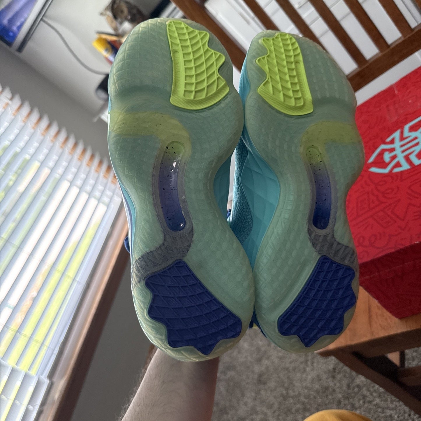 Size 7.5 - adidas D.O.N. Issue #3 Pulse Aqua BS035