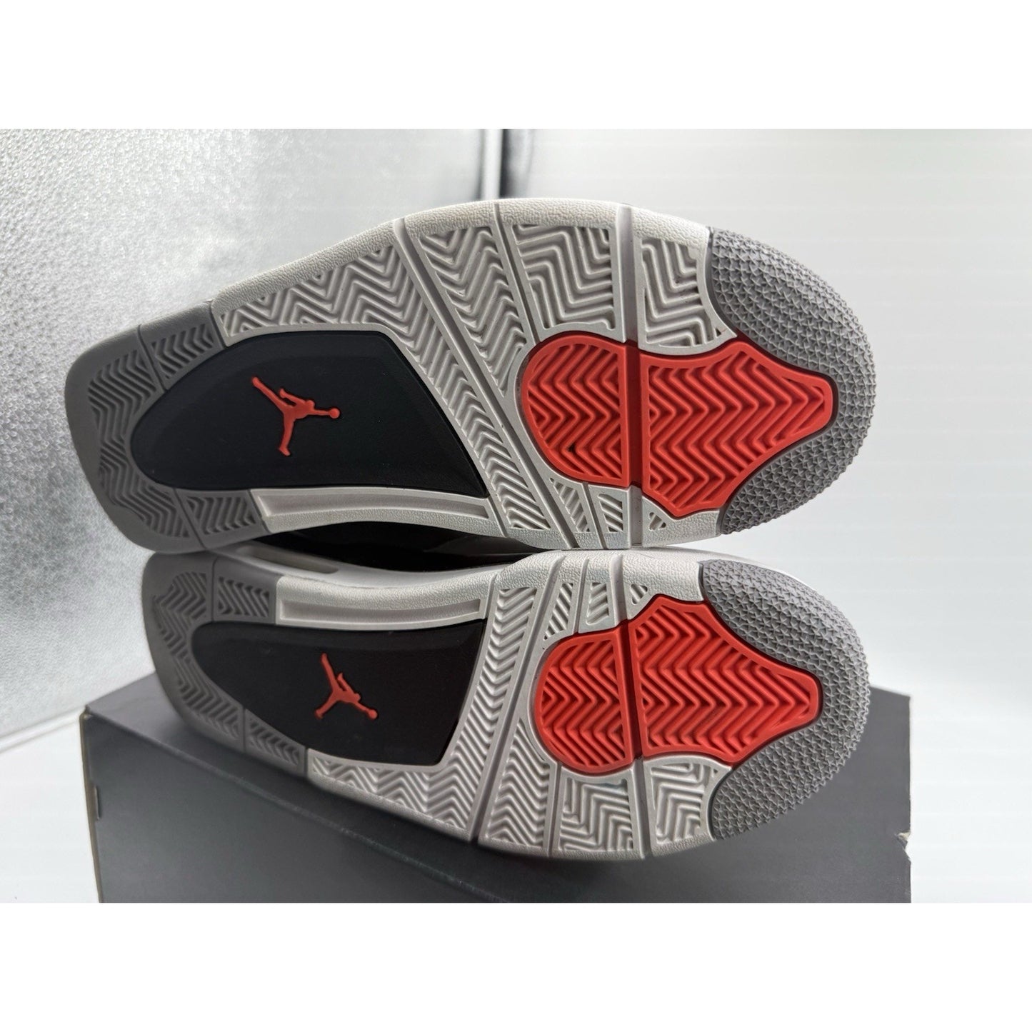 Size 7 (GS) - Jordan 4 Retro Mid Infrared