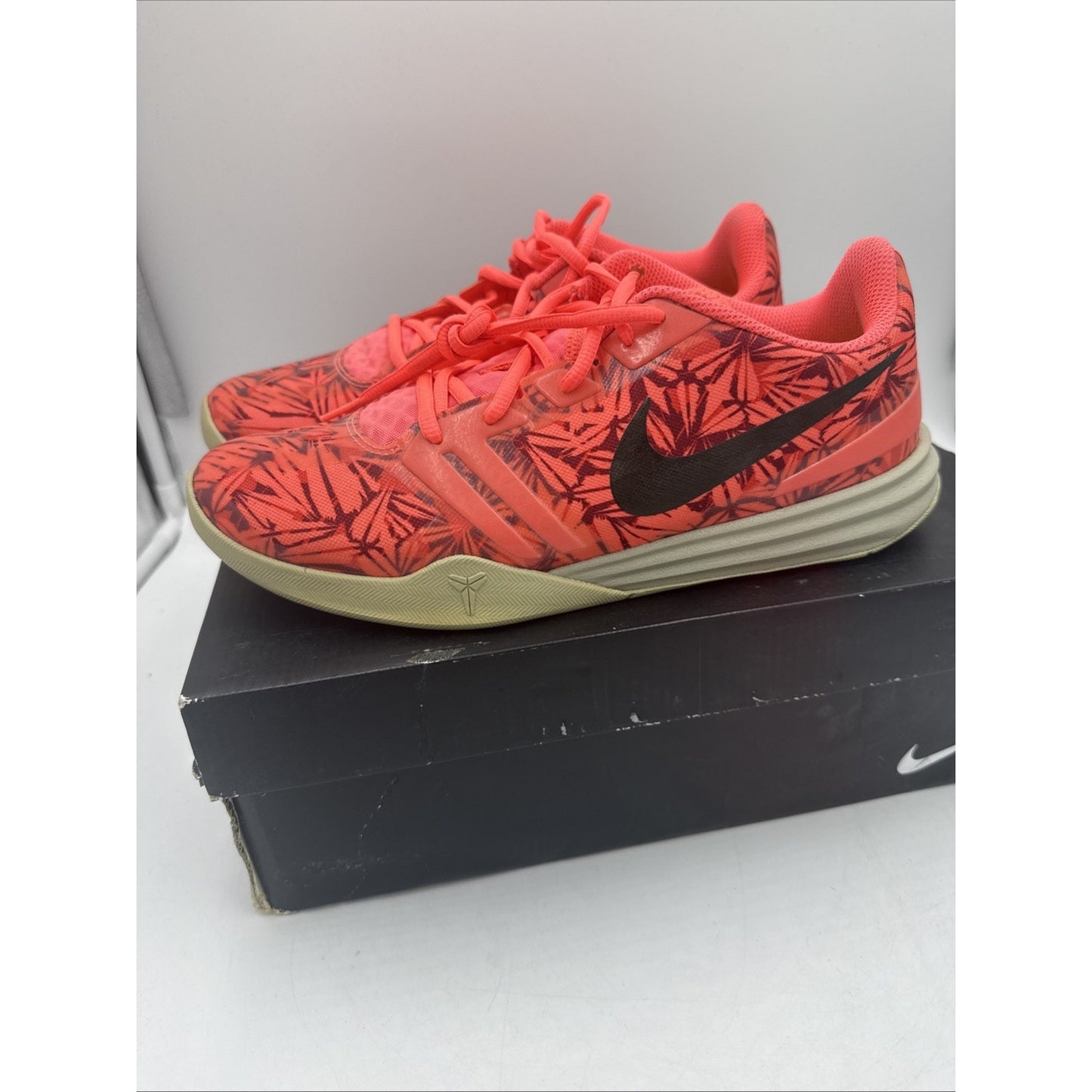 Size 10 - Nike Kobe Mentality Red