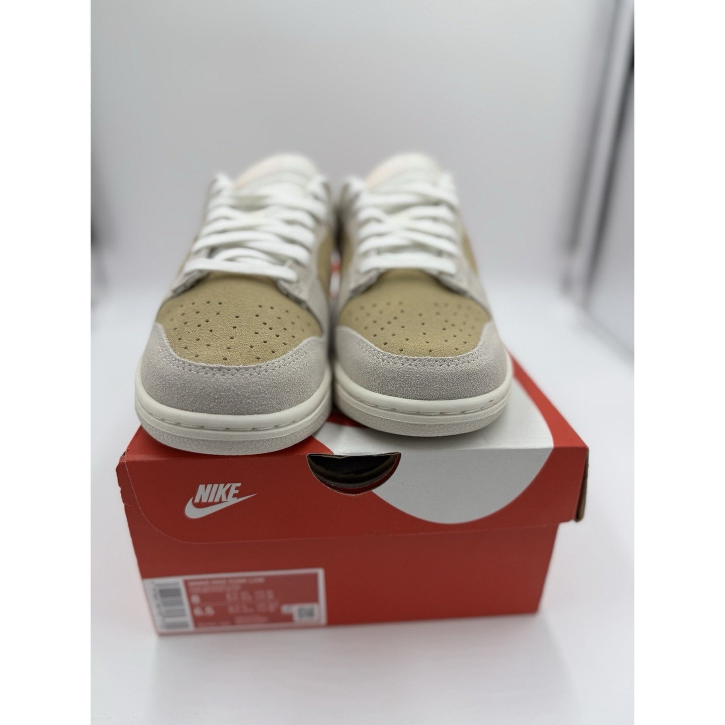 Size 8 - Nike Dunk Low Phantom Washed Coral W bs885