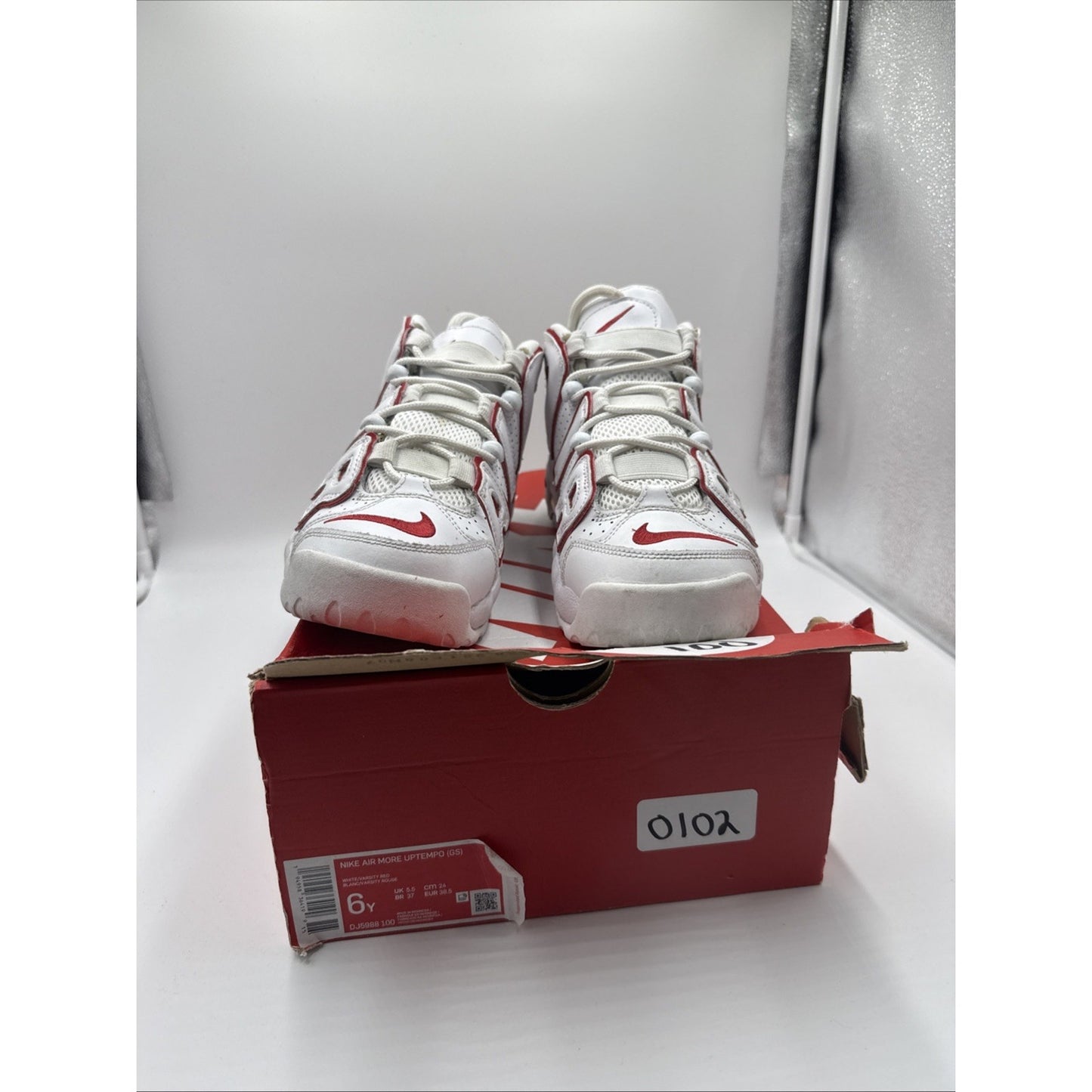 Size 6 (GS) - Nike Air More Uptempo Low White Varsity Red 2021