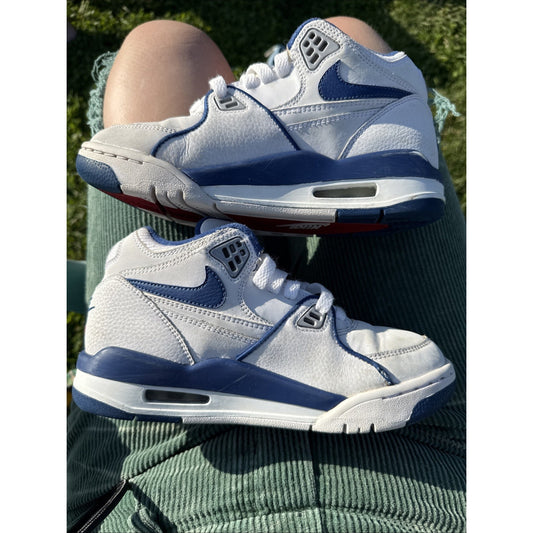 Size 3.5 - Nike Air Flight 89 White GGP Sample