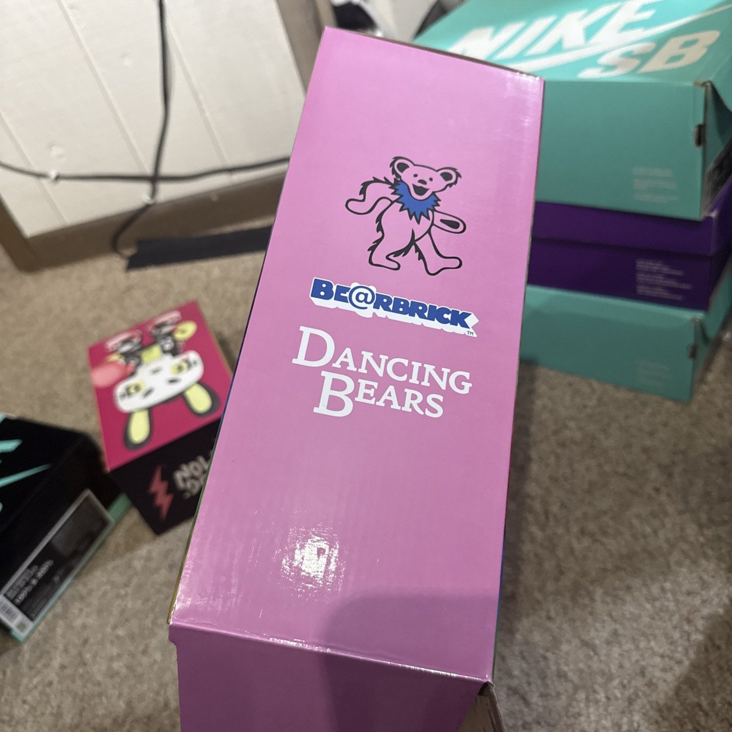 MEDICOM TOY BE@RBRICK GRATEFUL DEAD DANCING BEARS COSTUME Ver. PINK 400％
