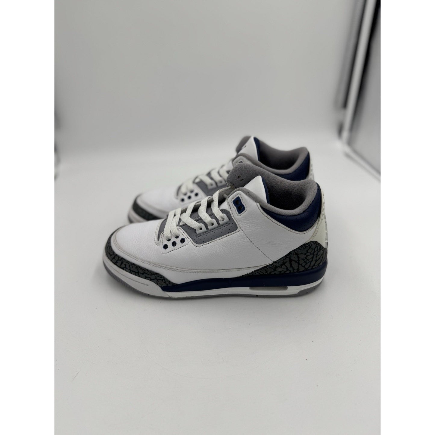 Size 7 (GS) - Jordan 3 Retro Mid Midnight Navy