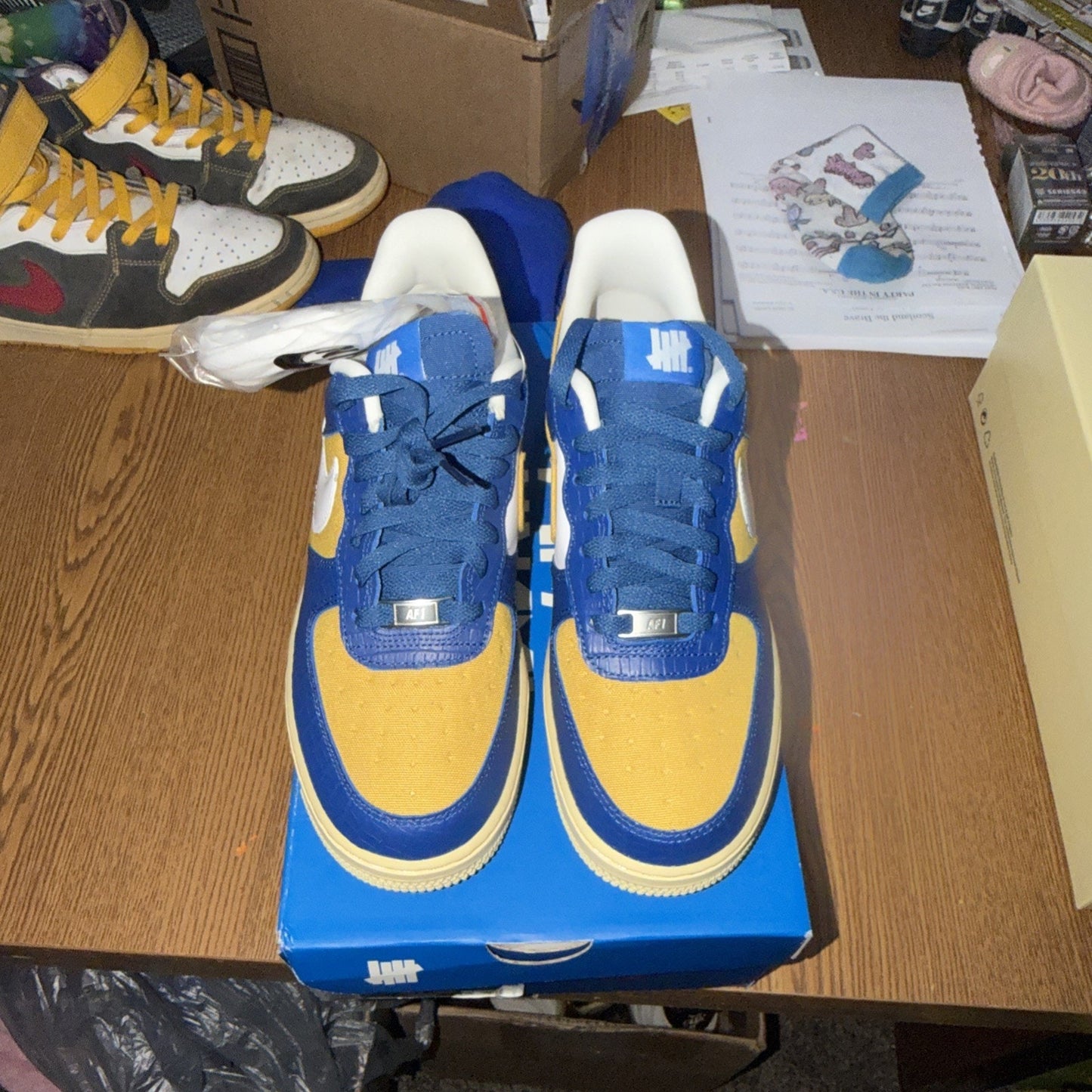 Size 7 - Undefeated x Nike Air Force 1 SP Low Dunk vs AF1