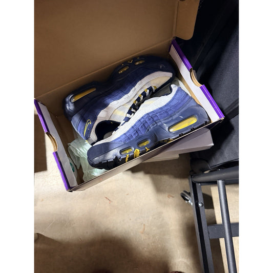 Size 7.5 - Eric Koston x Nike SB x Air Max 95 Obsidian Speed Yellow