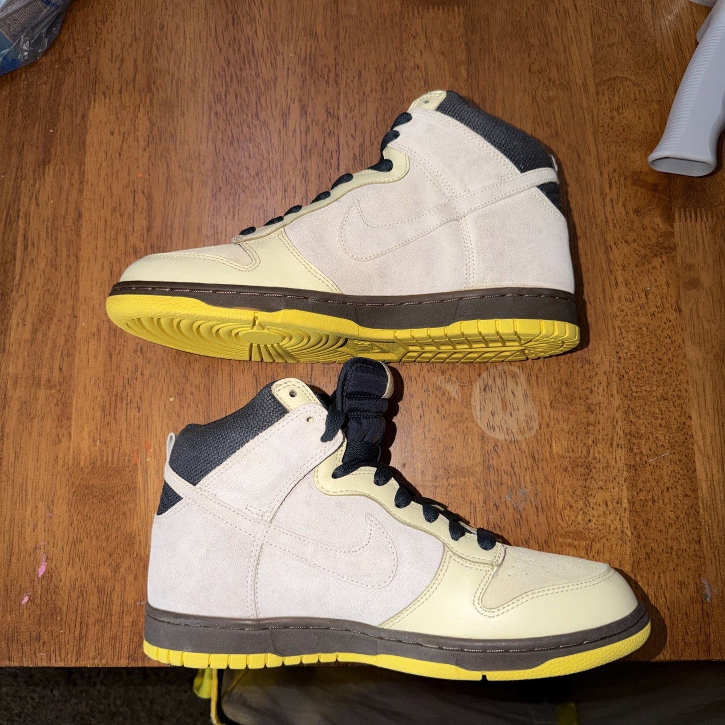 Size 9.5 - Nike Dunk High Brown W 2008 Rare