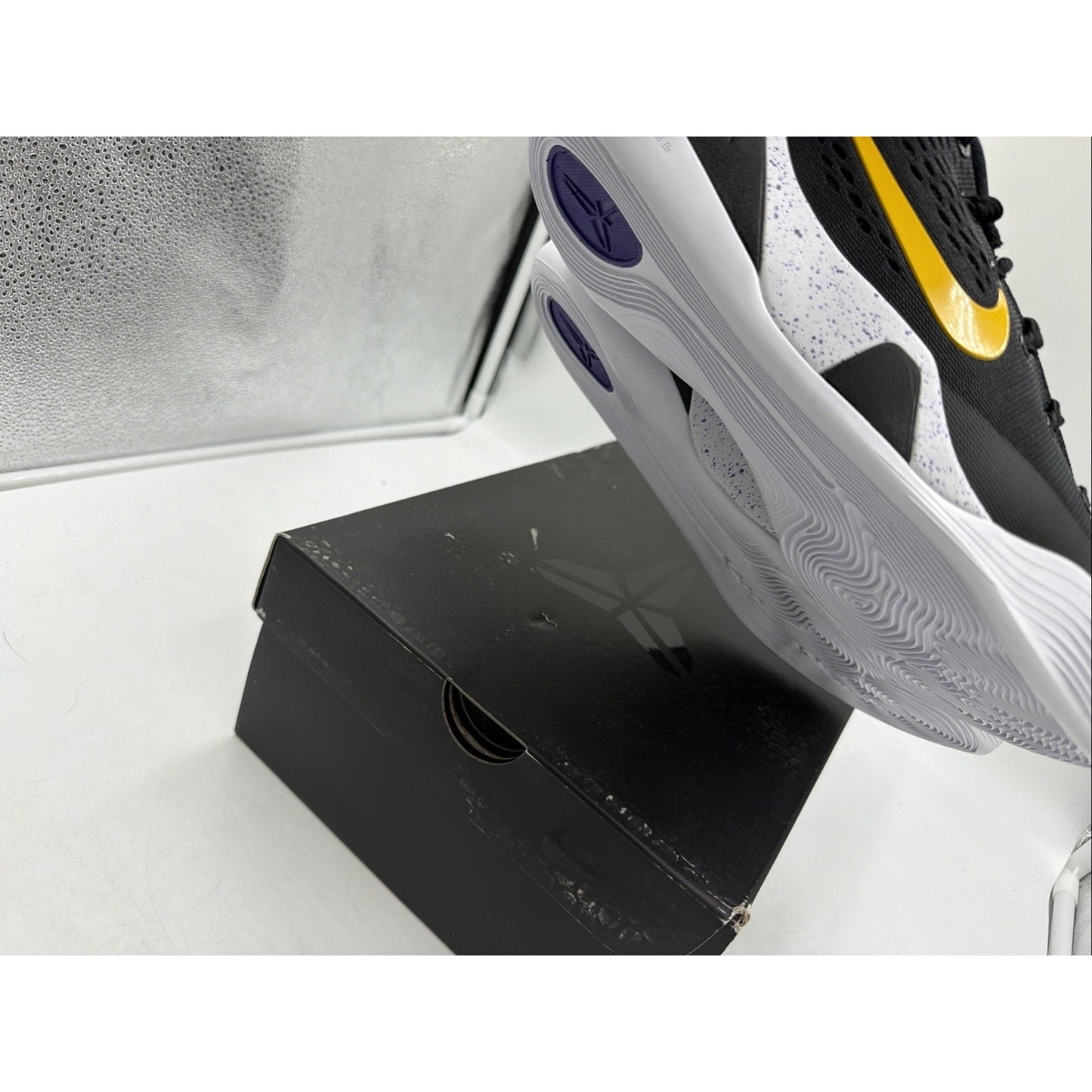 Size 9.5 - Nike Kobe 9 EM Protro TB Lakers Away