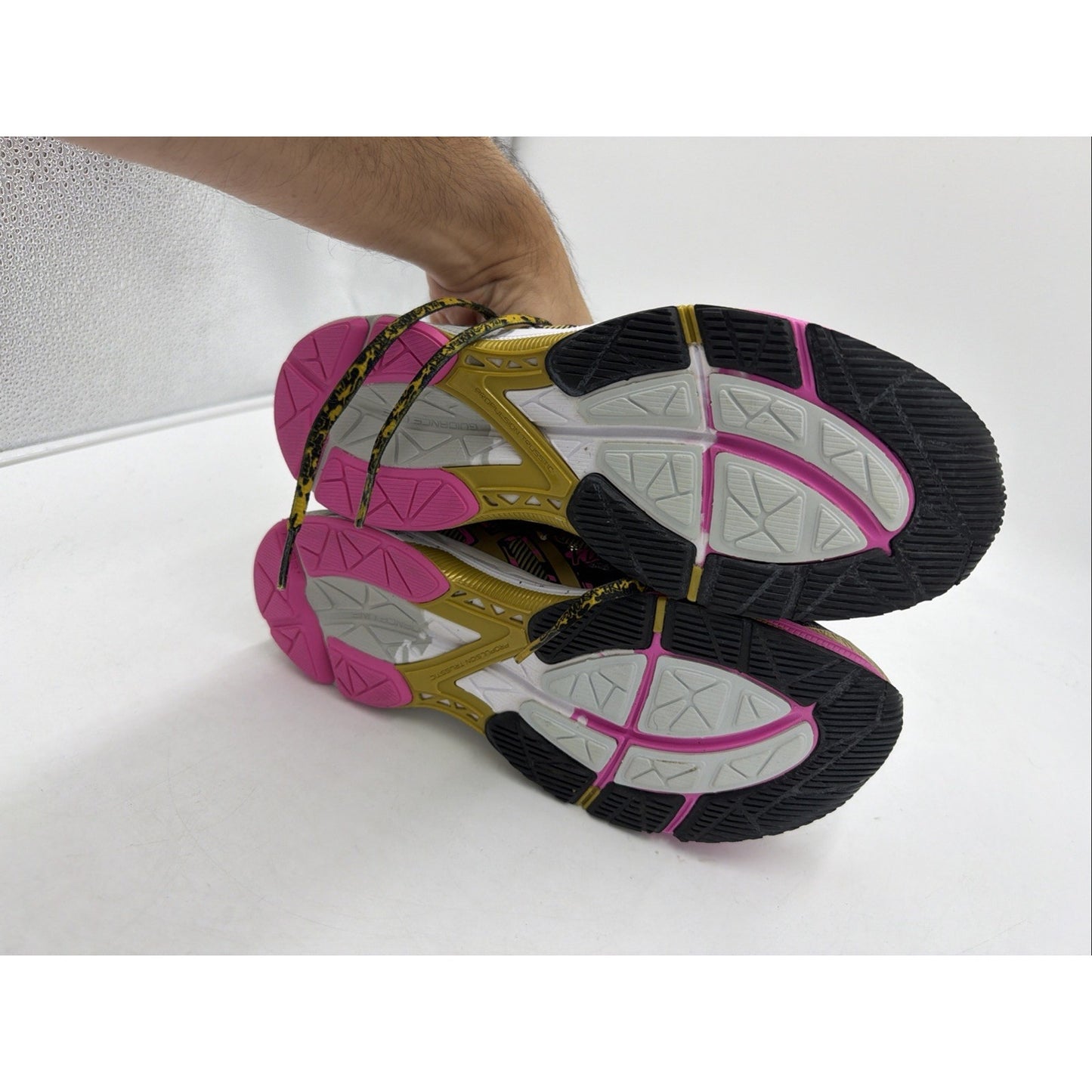ASICS Gel Noosa Tri 10 Running Shoes Women's Size 7 Hot Pink Black Gold T5M9N