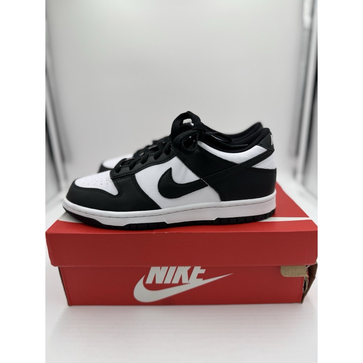 Size 6.5Y - Dunk Low GS Black white Leather (CW1590-100) bs876