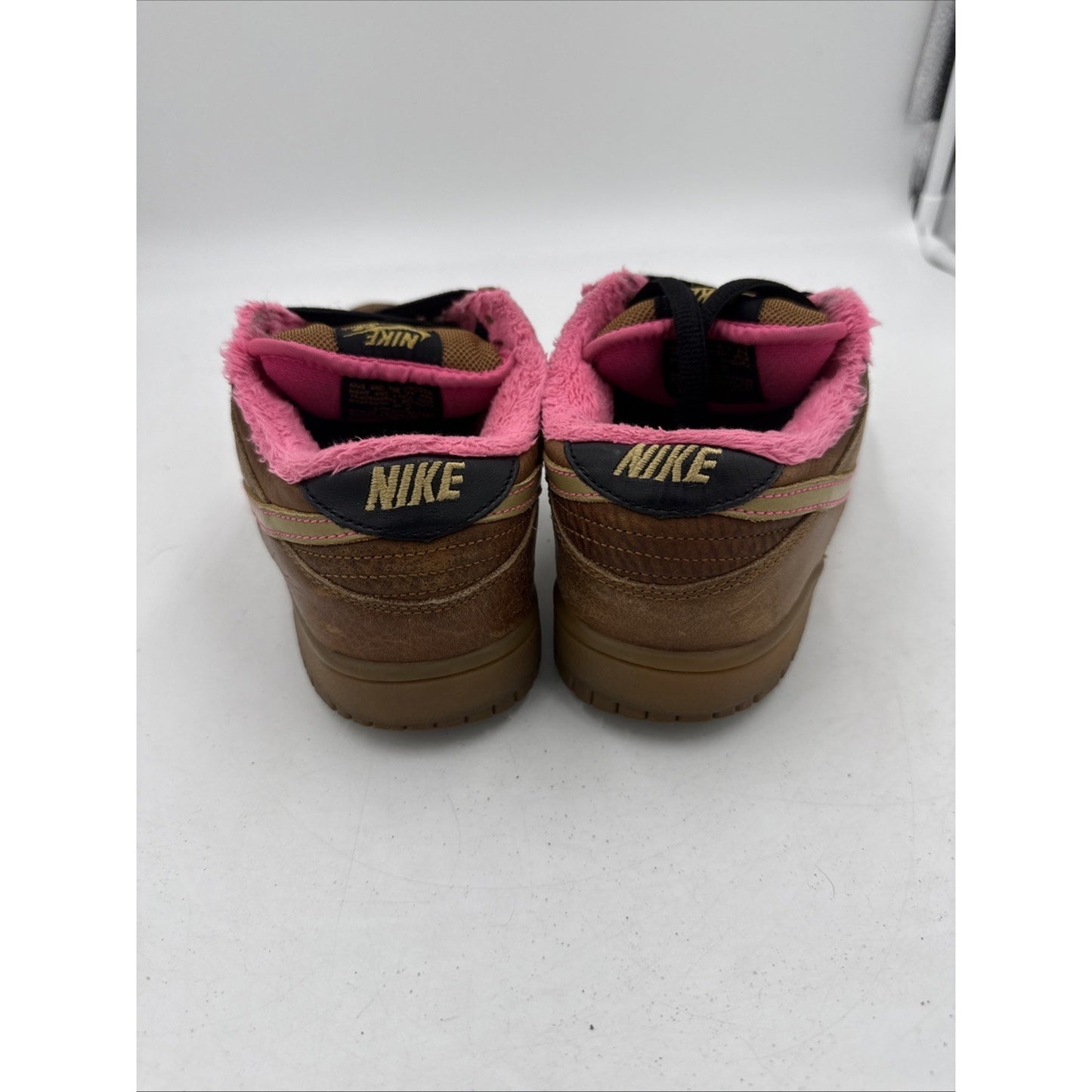 Size 7 - Nike Dunk Premium SB Low Gibson Guitar Case