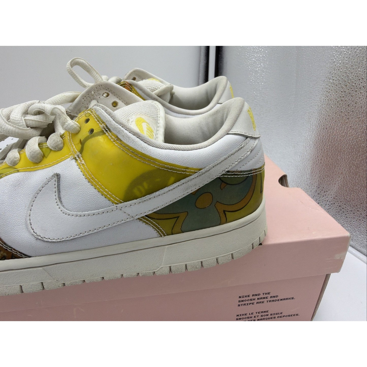 Size 9.5 - Nike Dunk Pro SB Low De La Soul