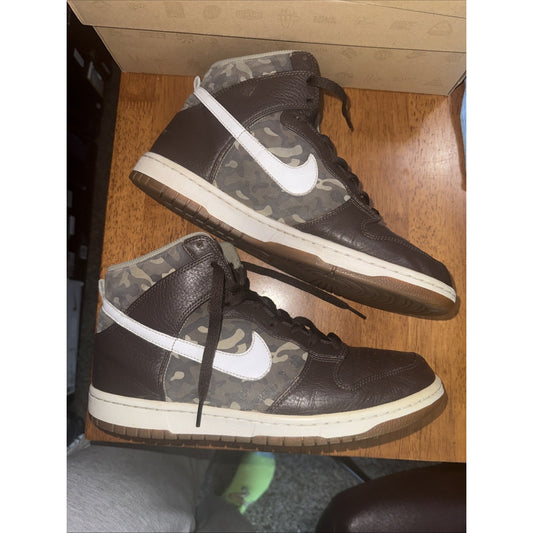 Size 10.5 - Nike Dunk Premium High Brown