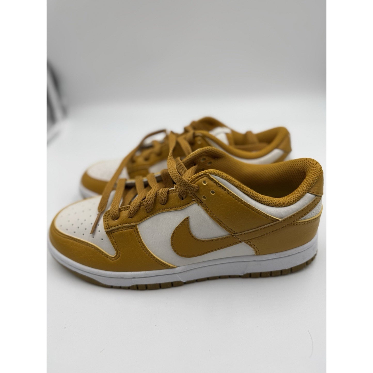 Size 9 - Nike Dunk Next Nature Low Gold Phantom W BS582