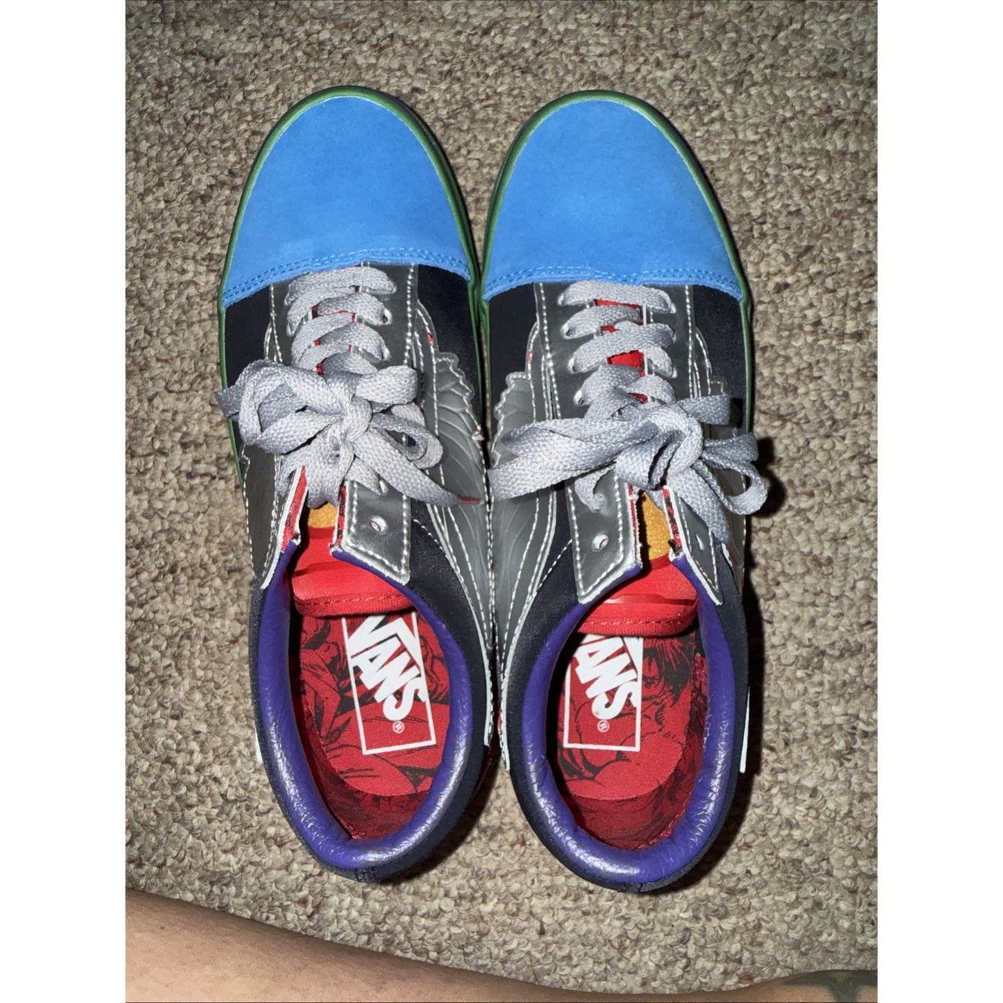 Size 6.5 - VANS Marvel x Old Skool Avengers