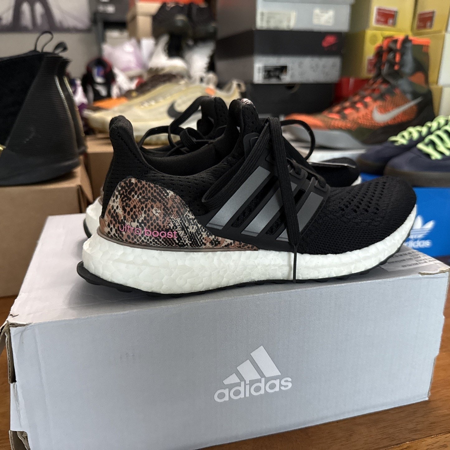 Adidas Women's Ultraboost 1.0 Running Shoes - Black - US Size 5 - ID4373 BS277