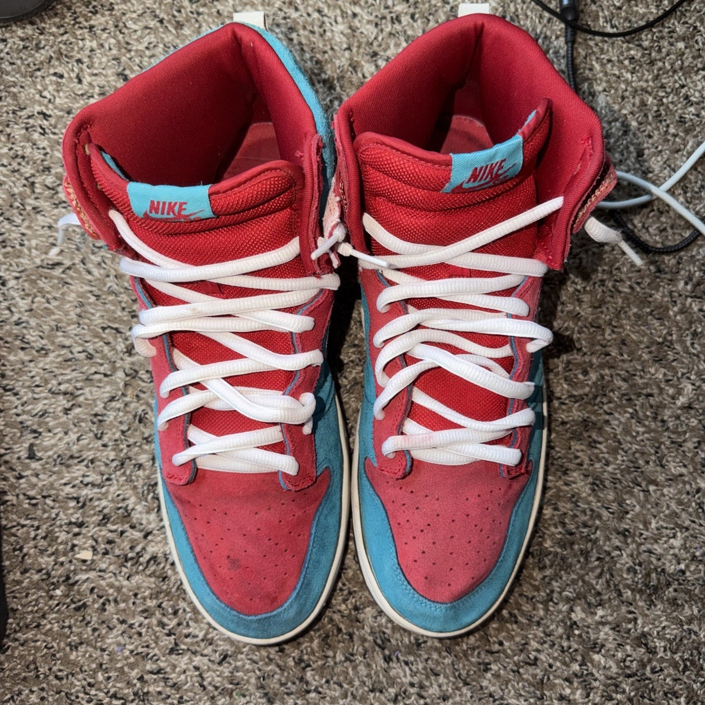 Size 12.5 - Nike Dunk Premium SB High Bloody Gums