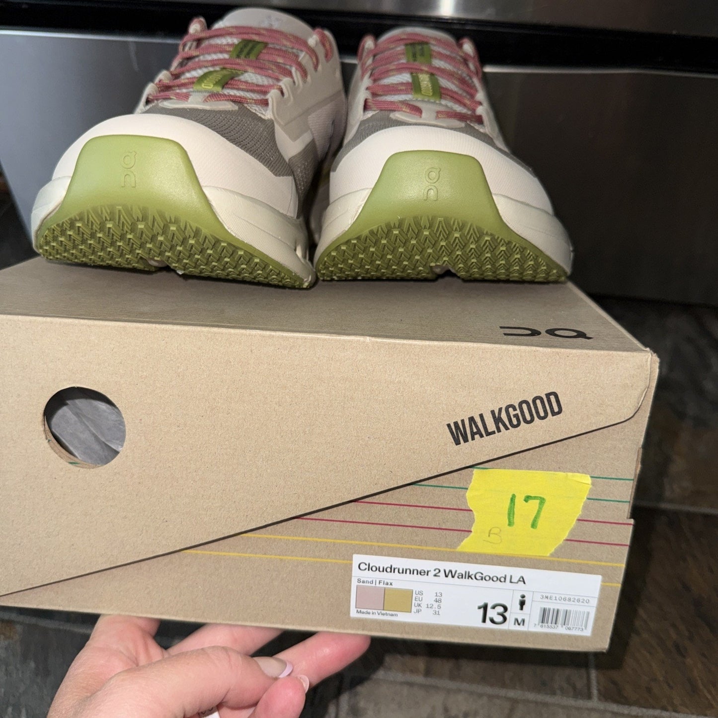 Size 13 Cloud runner 2 WalkGood LA Sand/Flax