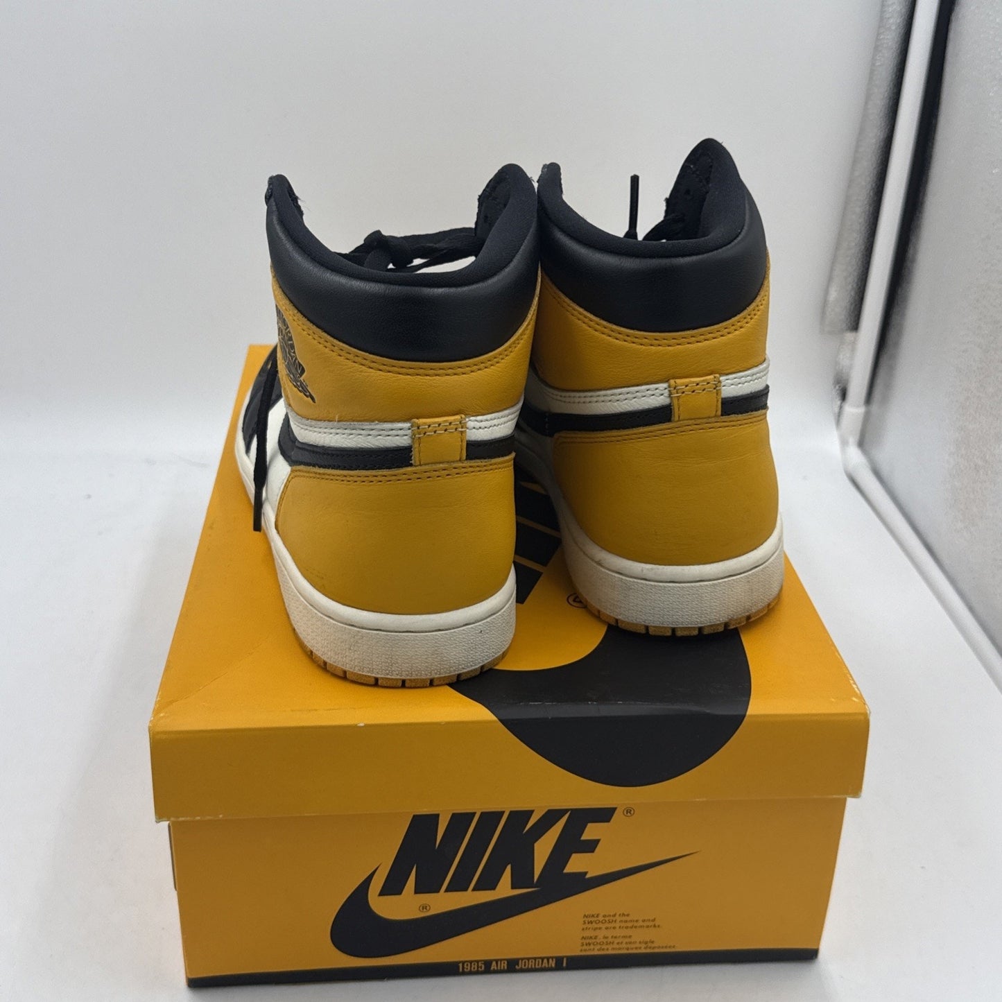 Size 10 - Jordan 1 Retro OG High Yellow Toe