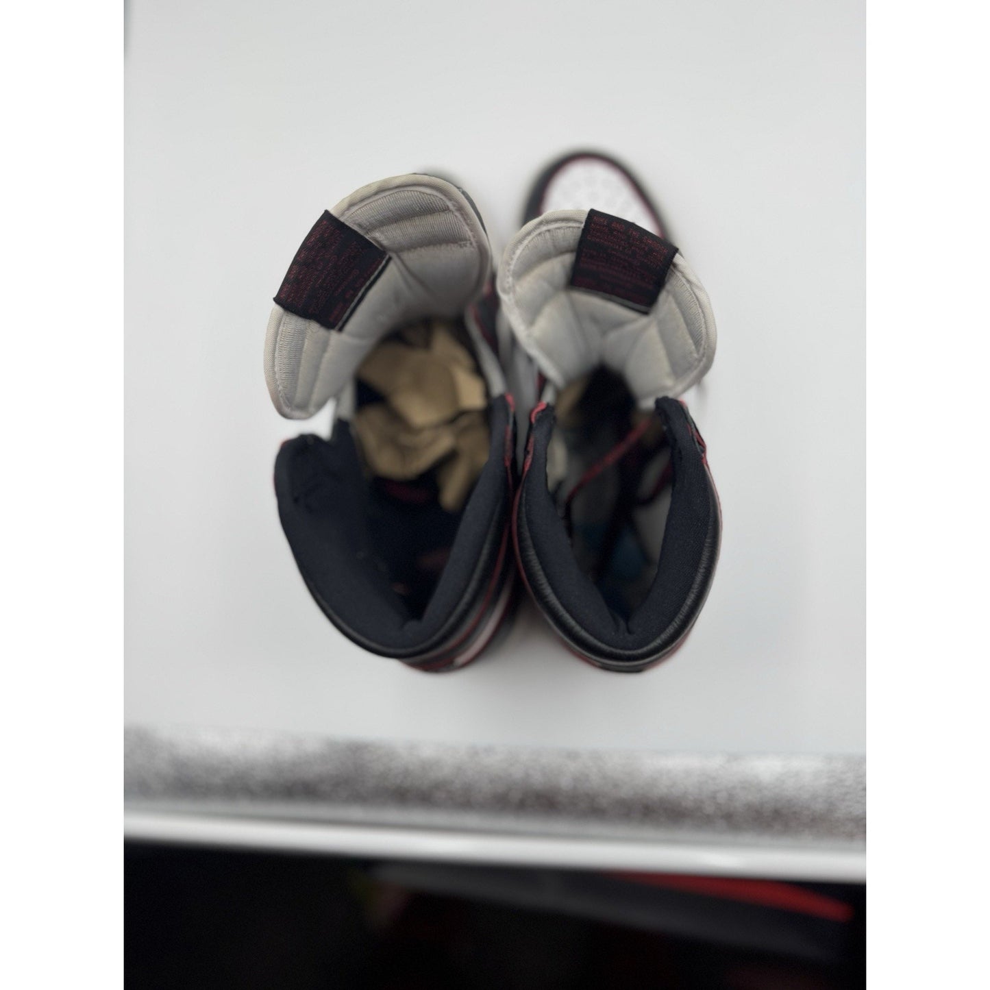 Size 9 - Jordan 1 Retro High OG Bloodline 2019 NBS260