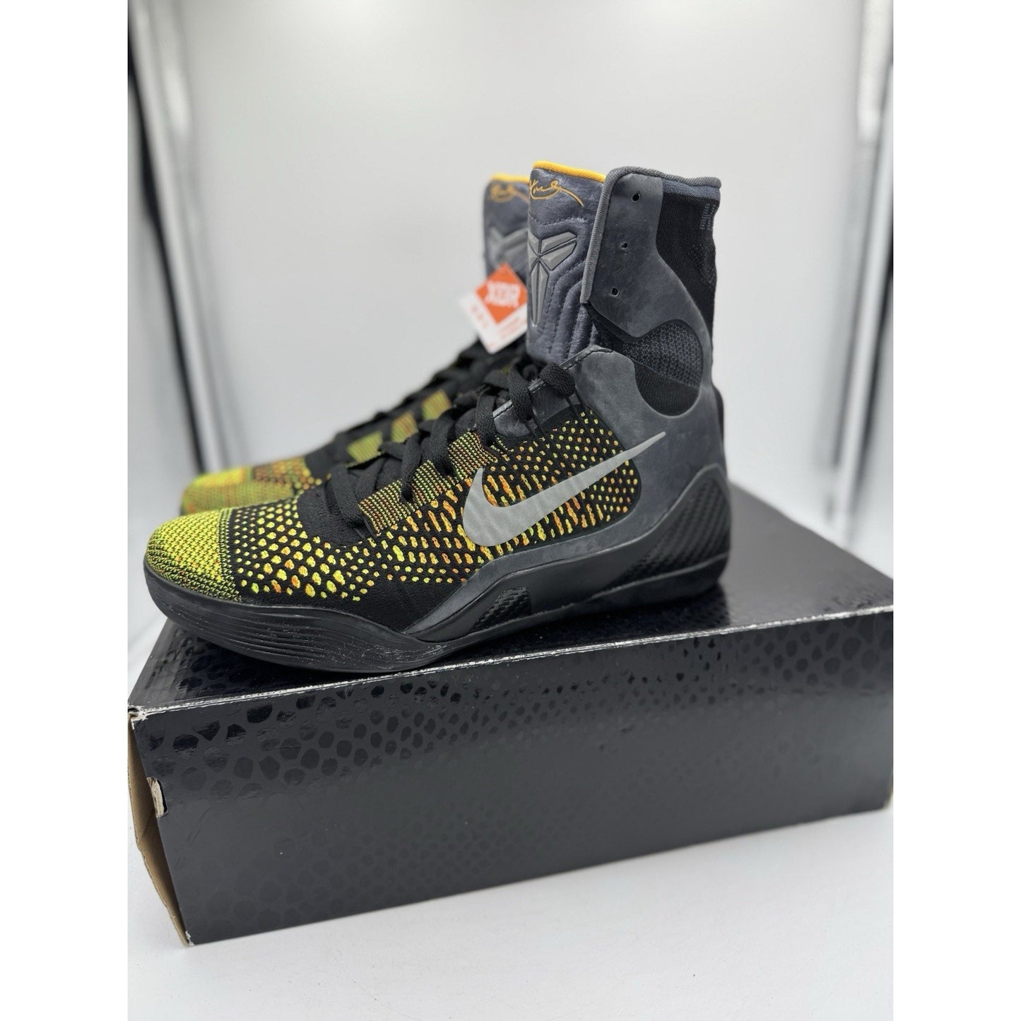 Size 11 - Nike Kobe 9 Elite XDR Inspiration bs907