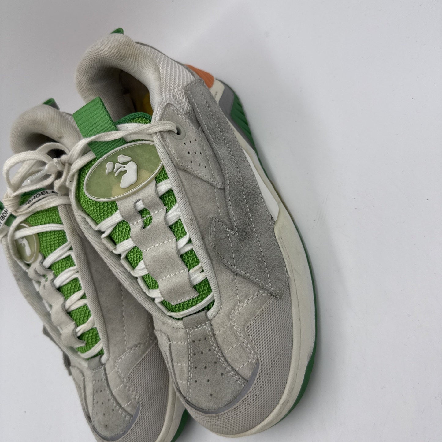 Size 43 EU US 10 Off-White Grey and Green Arrow Skate Sneakers