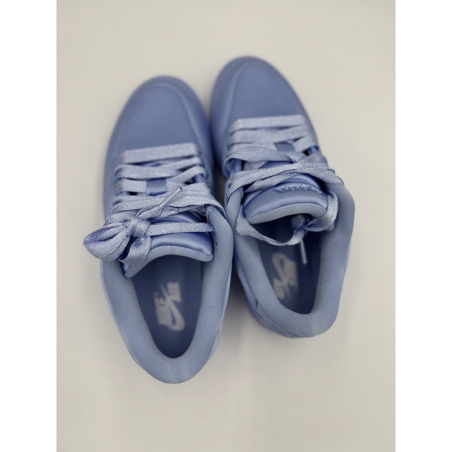 Size 8.5 - Air Jordan 1 Method of Make Low Satin Aluminum W