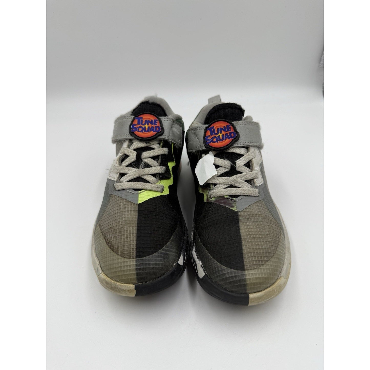 Size 1.5 (PS) - Nike LeBron 18 x Space Jam Low Bugs x Marvin NBS471