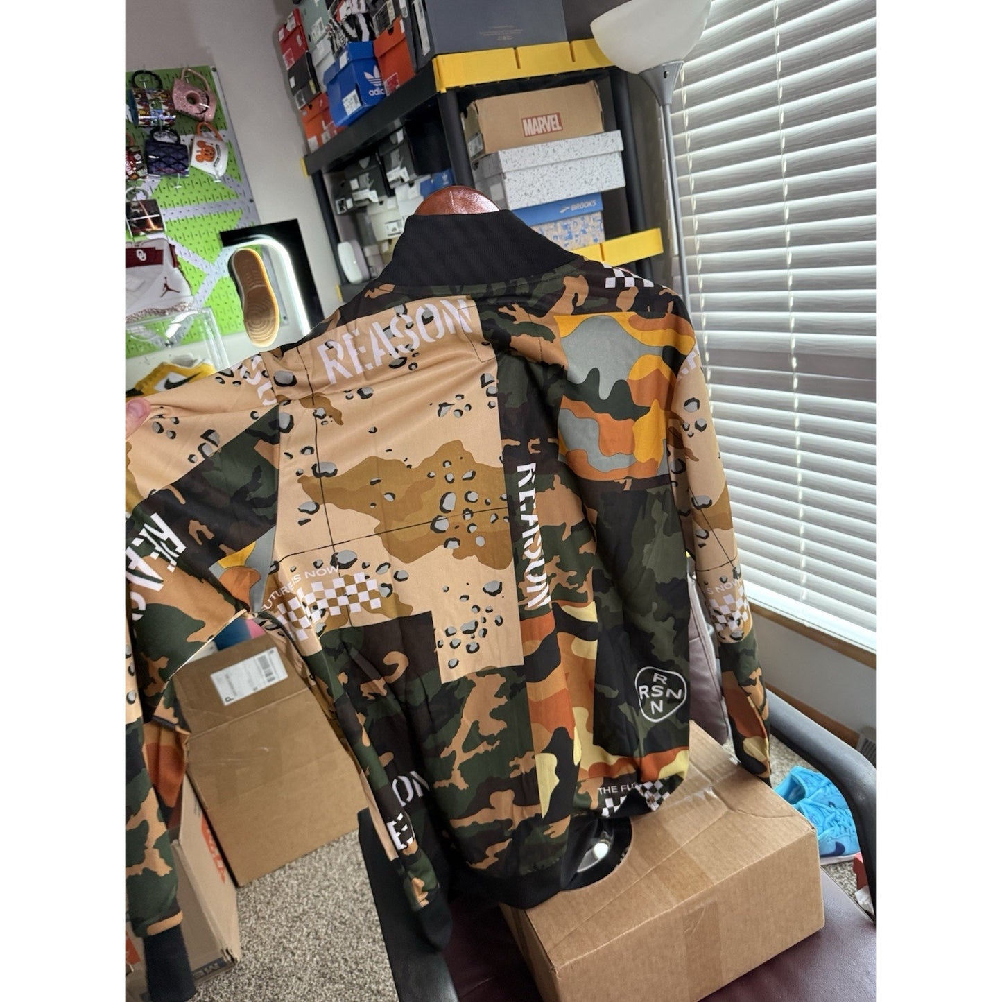 Size Large Reason Zip up Jacket