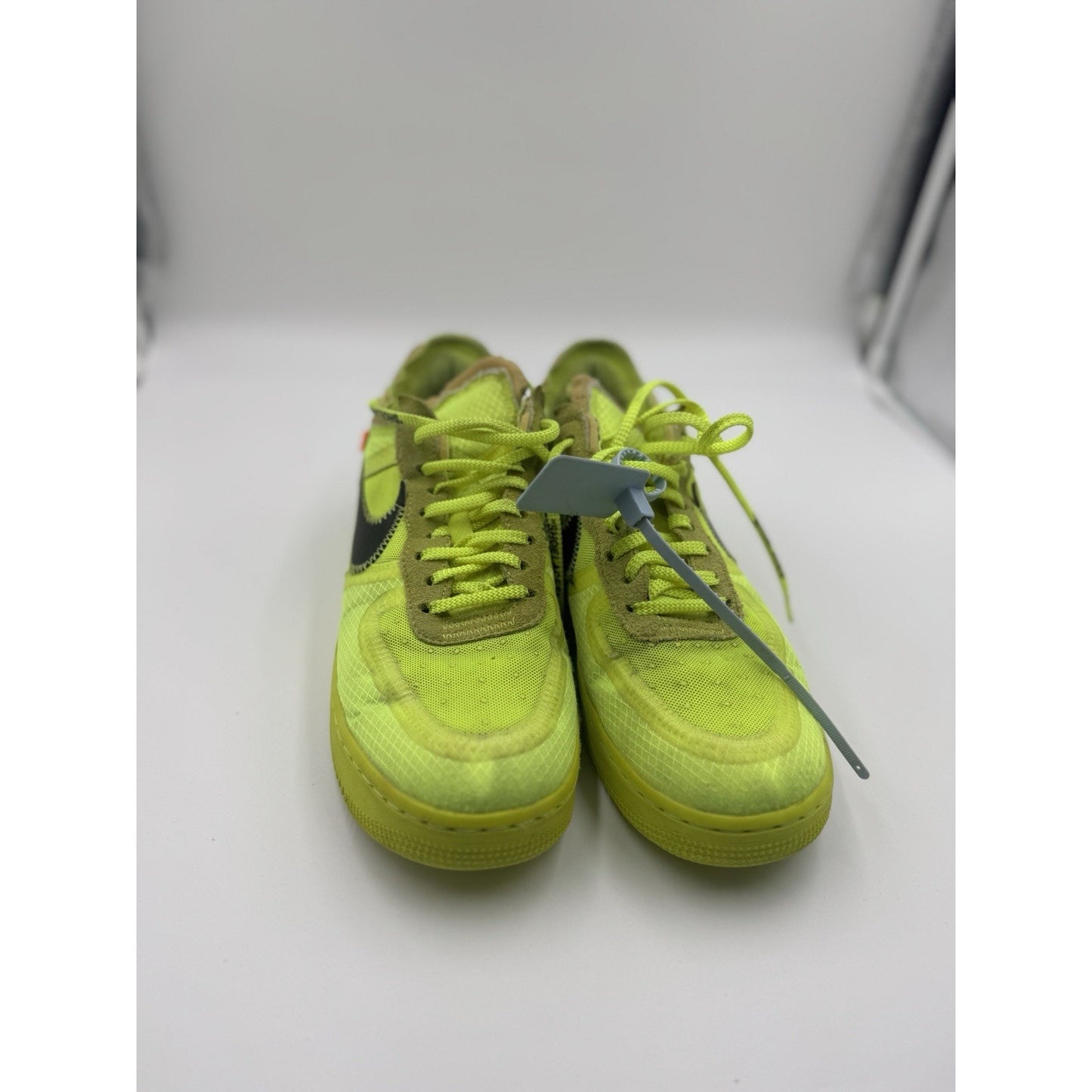 Size 8.5 - Nike Off-White x Air Force 1 Low Volt