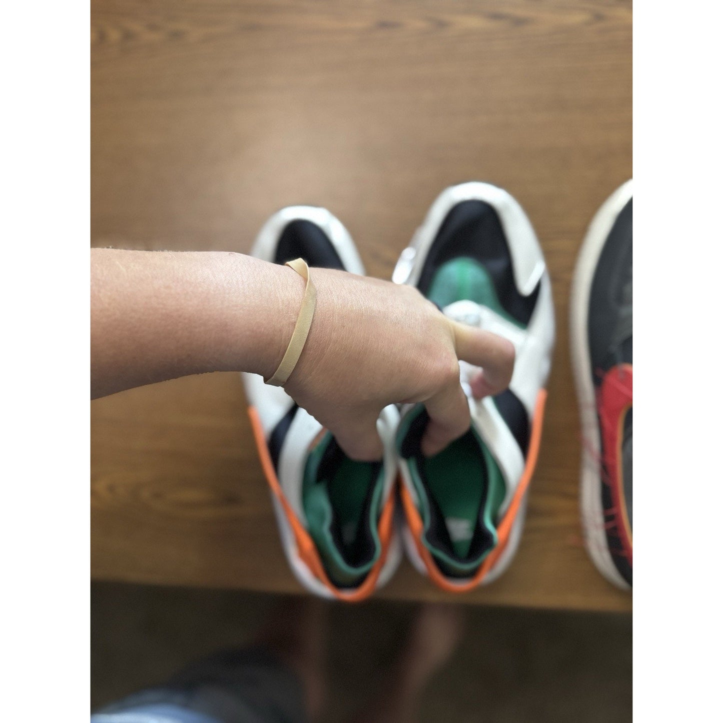 Size 9.5 - Nike Air Huarache Miami Hurricanes NBS202