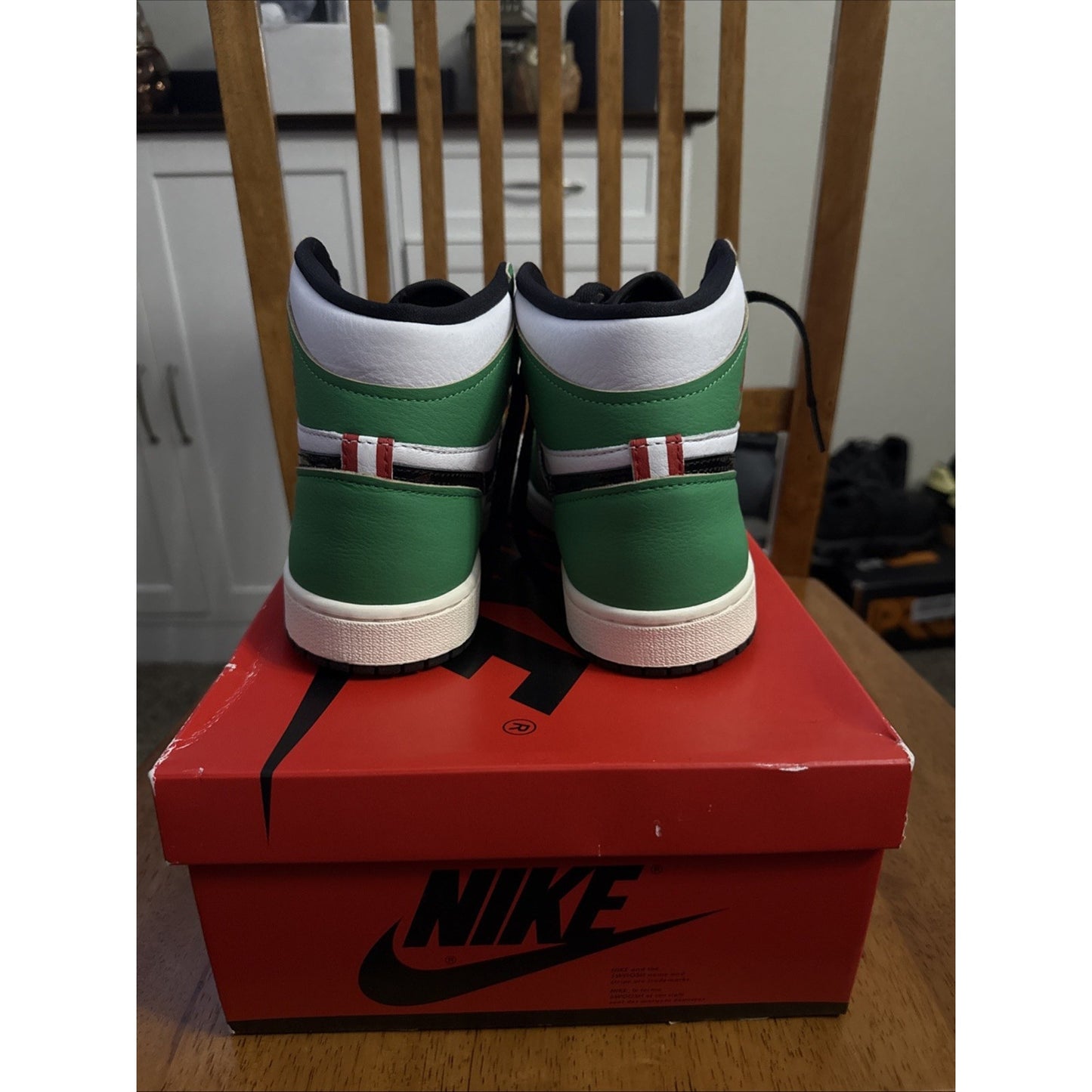 Size 7.5 - Air Jordan 1 Retro OG High Lucky Green BS113