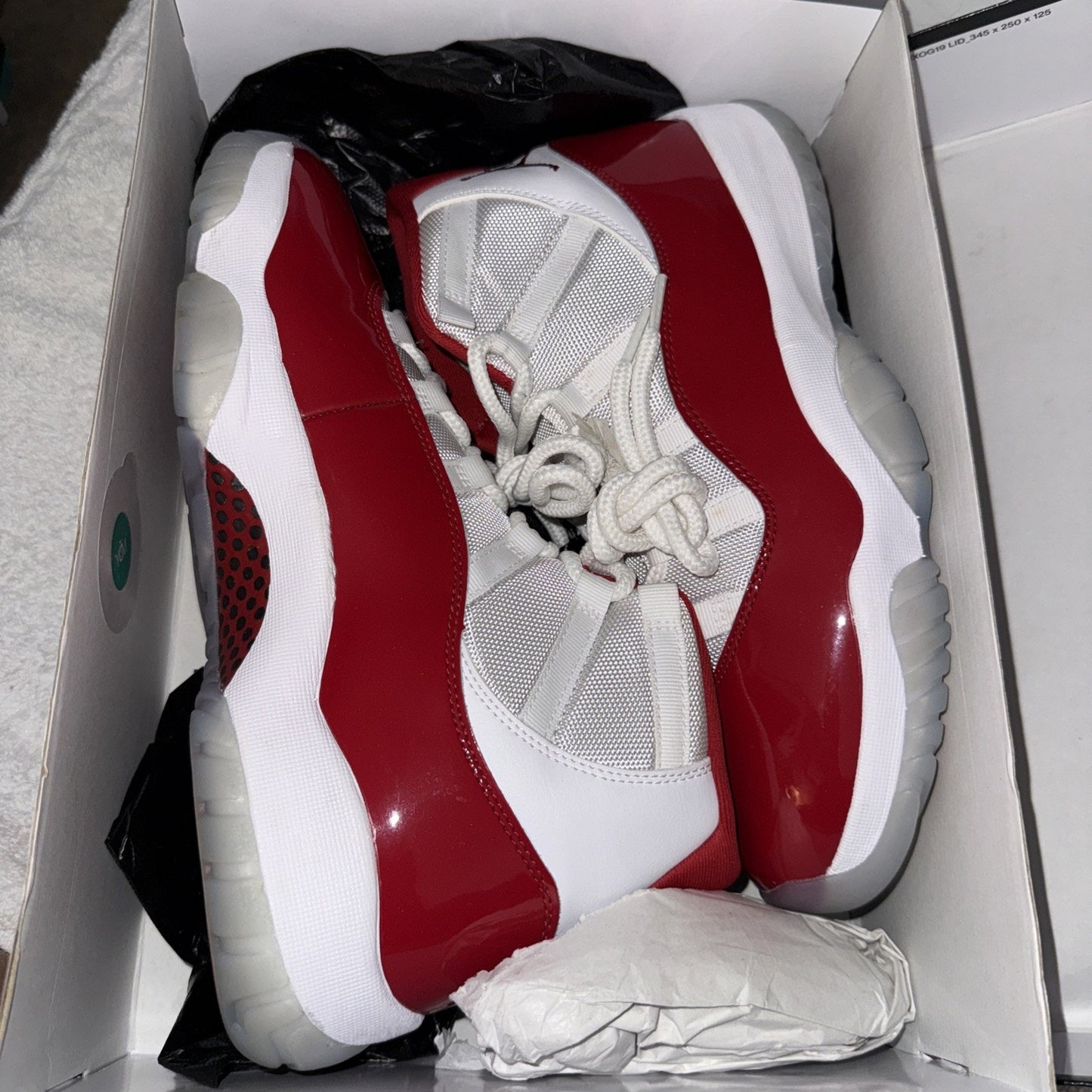 Size 10.5 - Jordan 11 Retro High Cherry