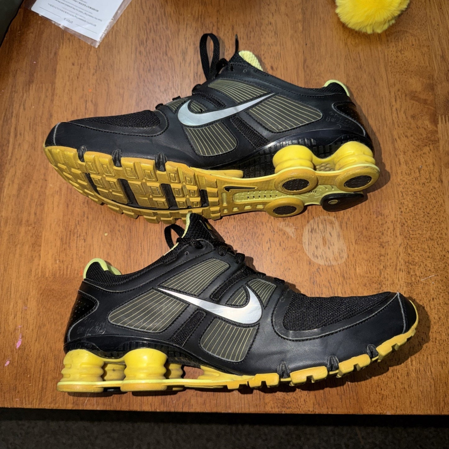 Size 10 Nike SHOX Turbo + Sample Tagged Pair
