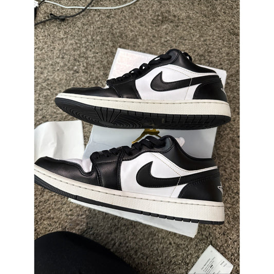 Size 11 W Jordan 1 Vintage Panda Low DC0774-101