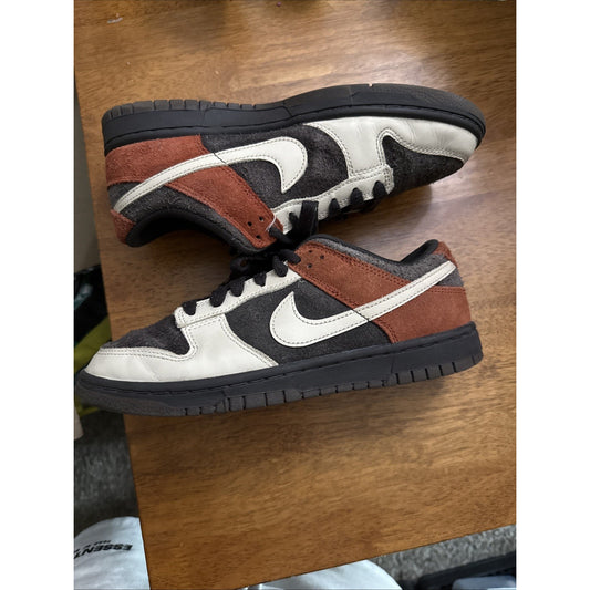 Men's Nike Dunk Low Red Panda sneakers Size 8 FV0395-200