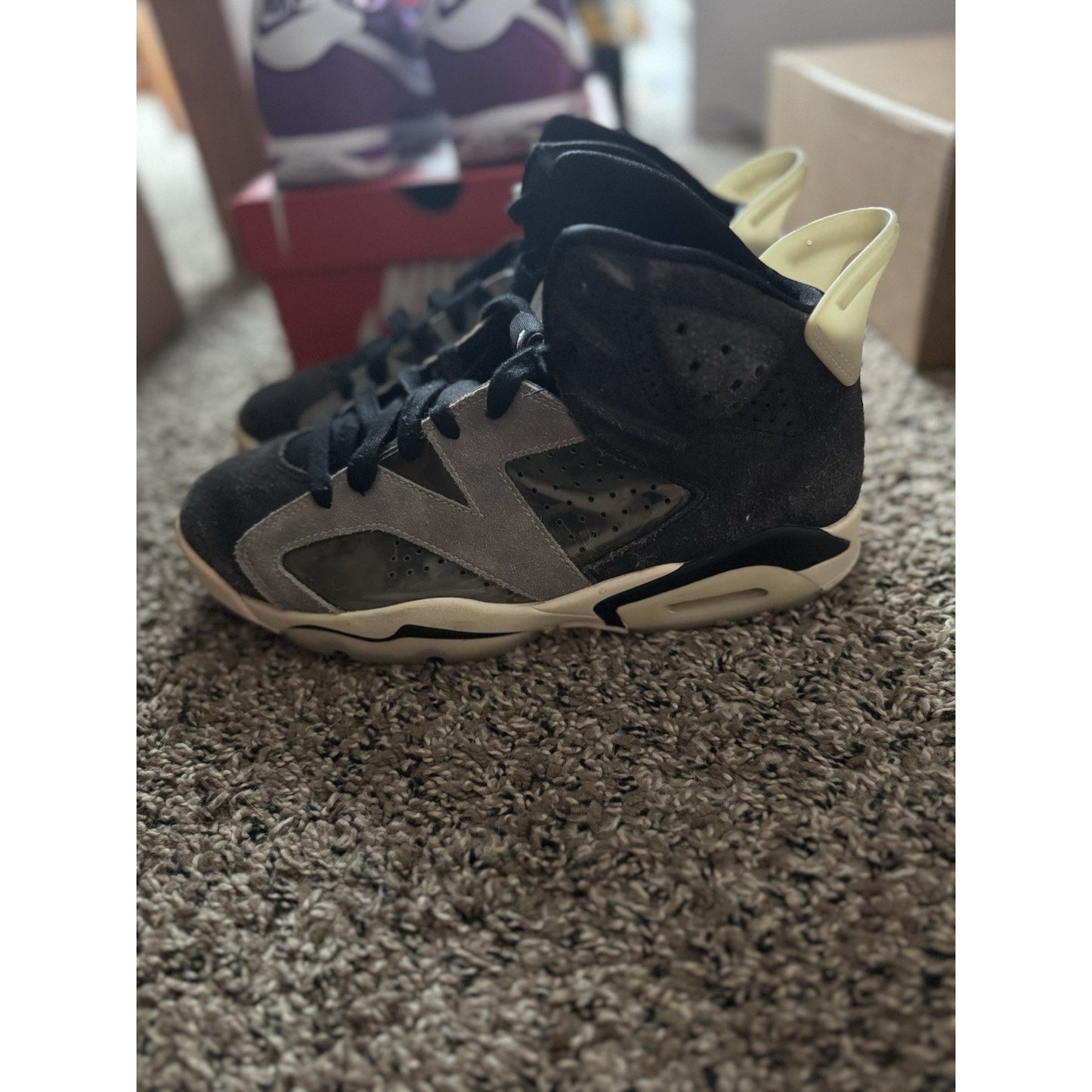 Size 9.5 - Air Jordan 6 Retro Tech Chrome W BS355