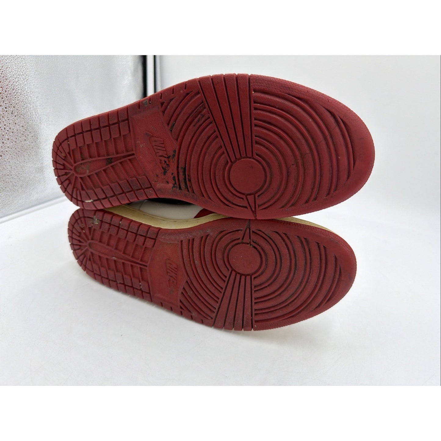 Size 10.5 - Jordan 1 Retro High Chicago 1994