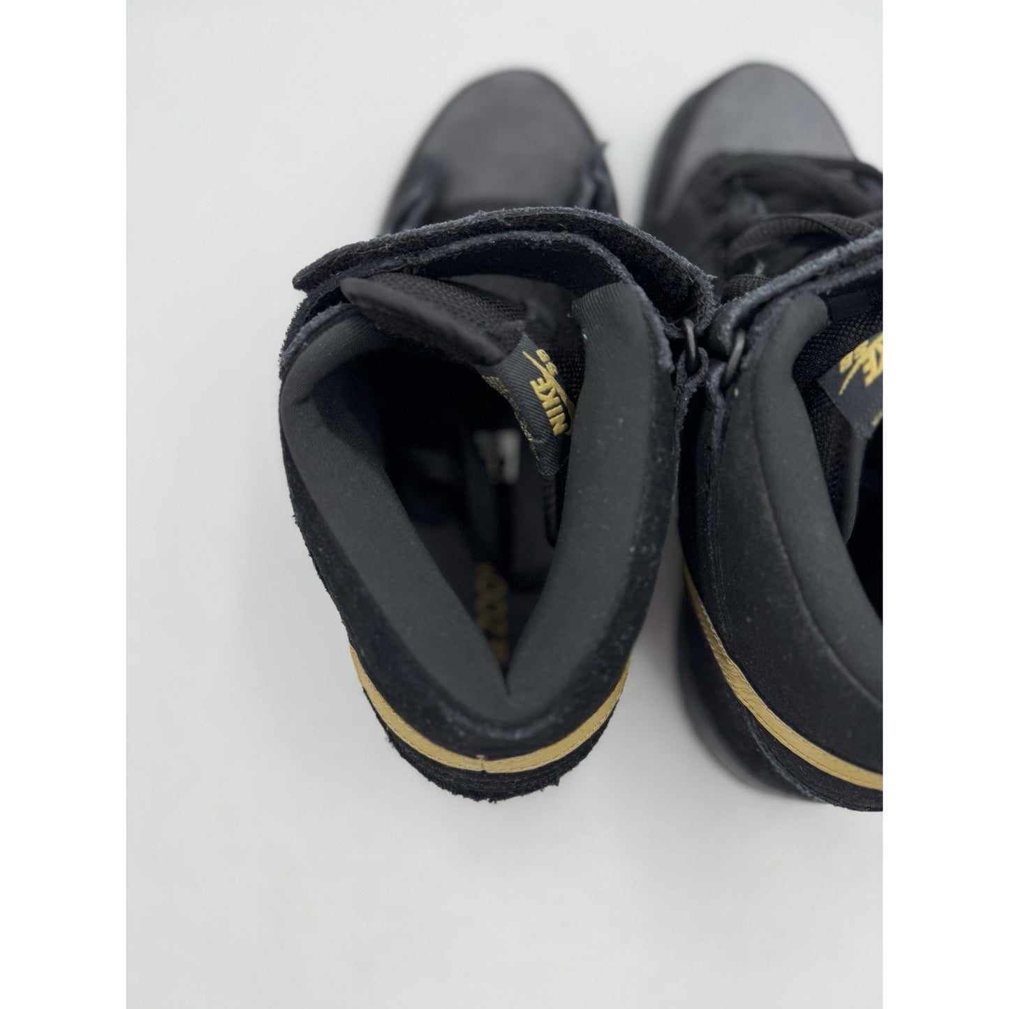 Size 9.5 - Nike Dunk Pro Sb Mid Obsidian Metallic Gold