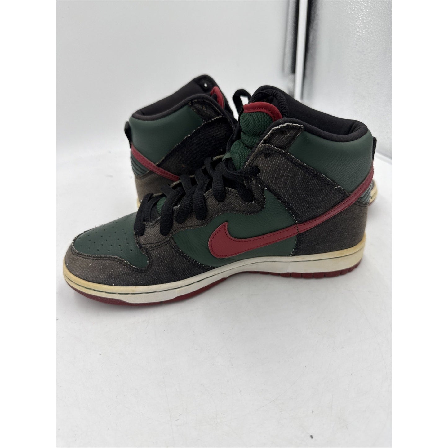 Size 8 - Nike Dunk Premium SB High RESN