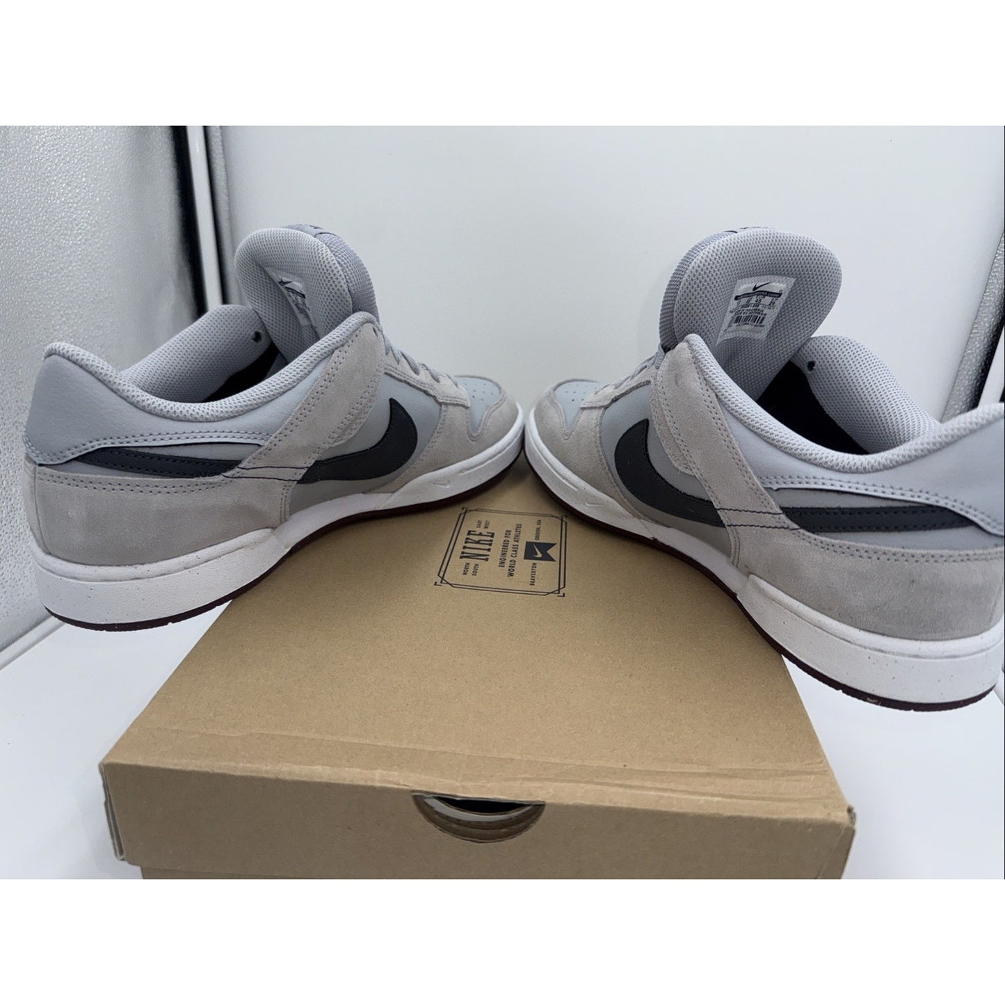Size 11 - Nike SB Renzo 2 - Wolf Grey / Anthracite-Team Red Rare