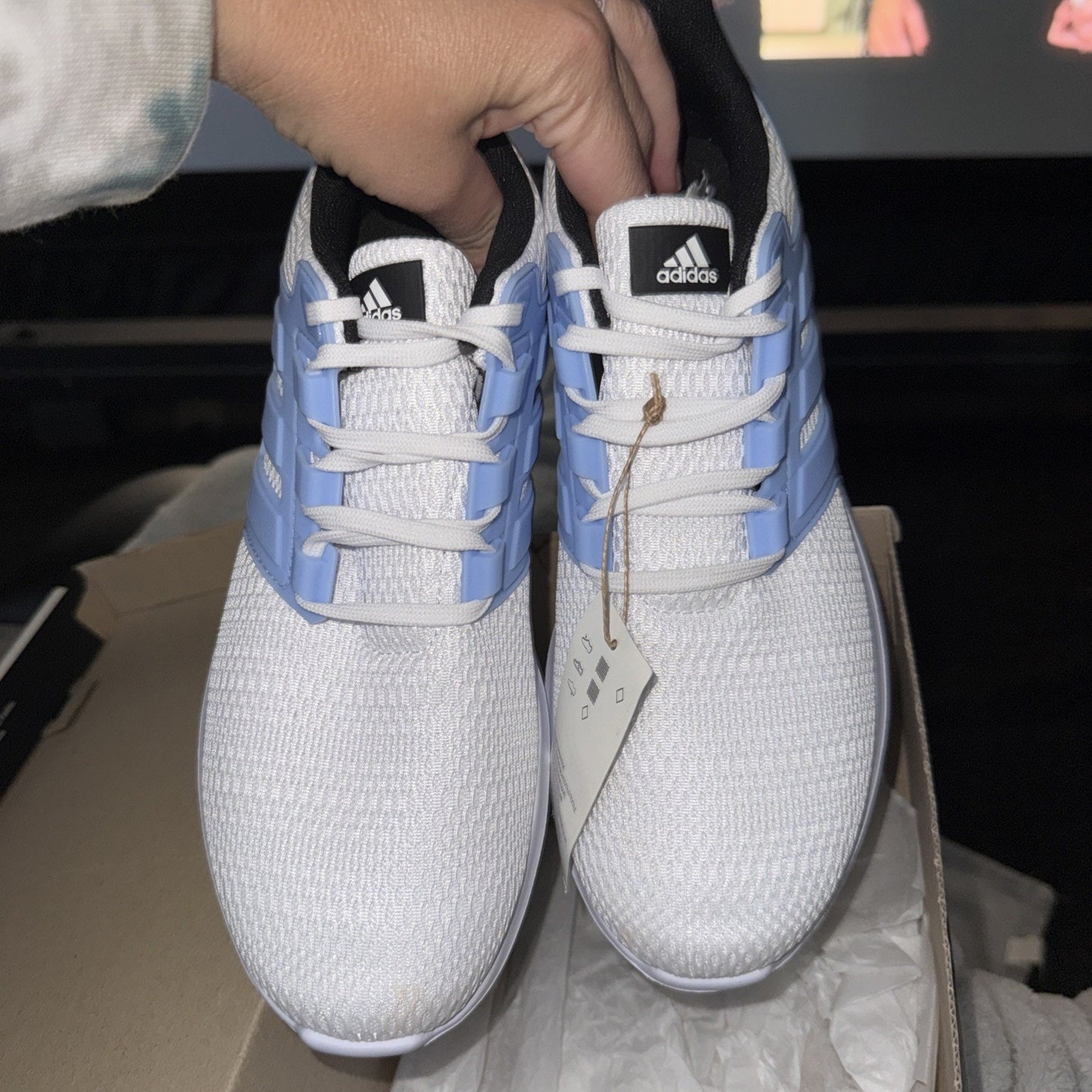 Size 10 - Adidas Ultimashow White Blue Dawn