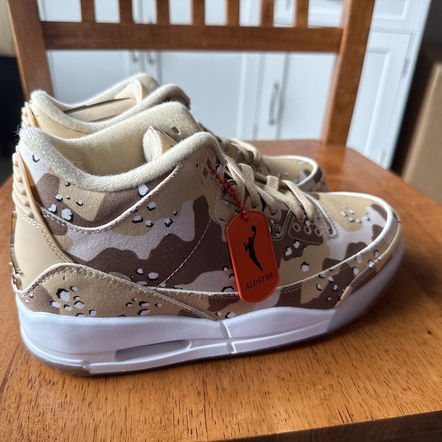 Size 7.5 Nike Air Jordan 3 Retro WNBA Desert Camo (Women's) BS012