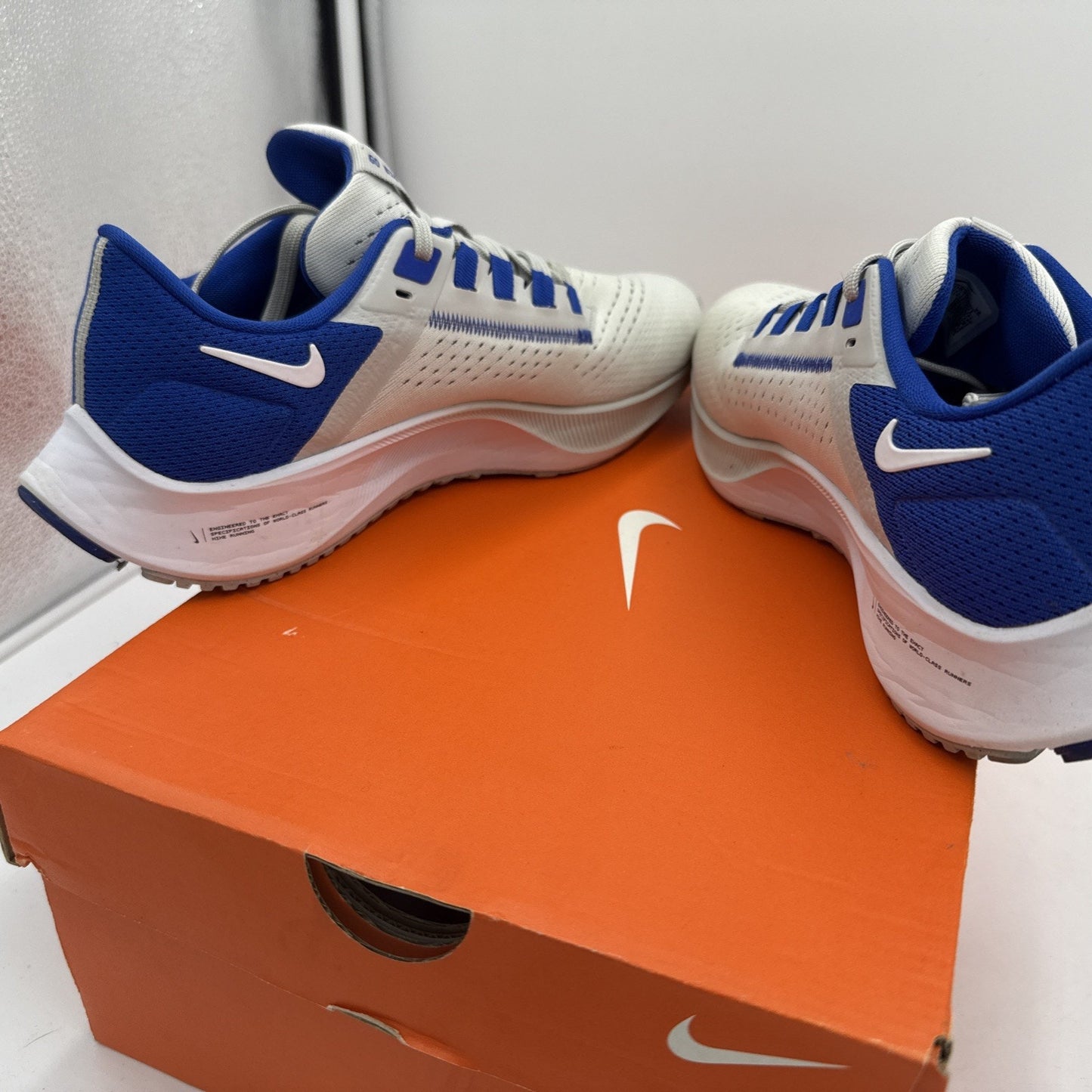 Size 8.5 - Nike Air Zoom Pegasus 38 Kentucky