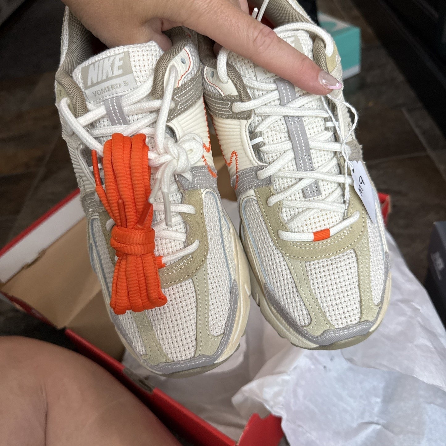Size 9 - Nike Air Zoom Vomero 5 Muslin Pale Ivory