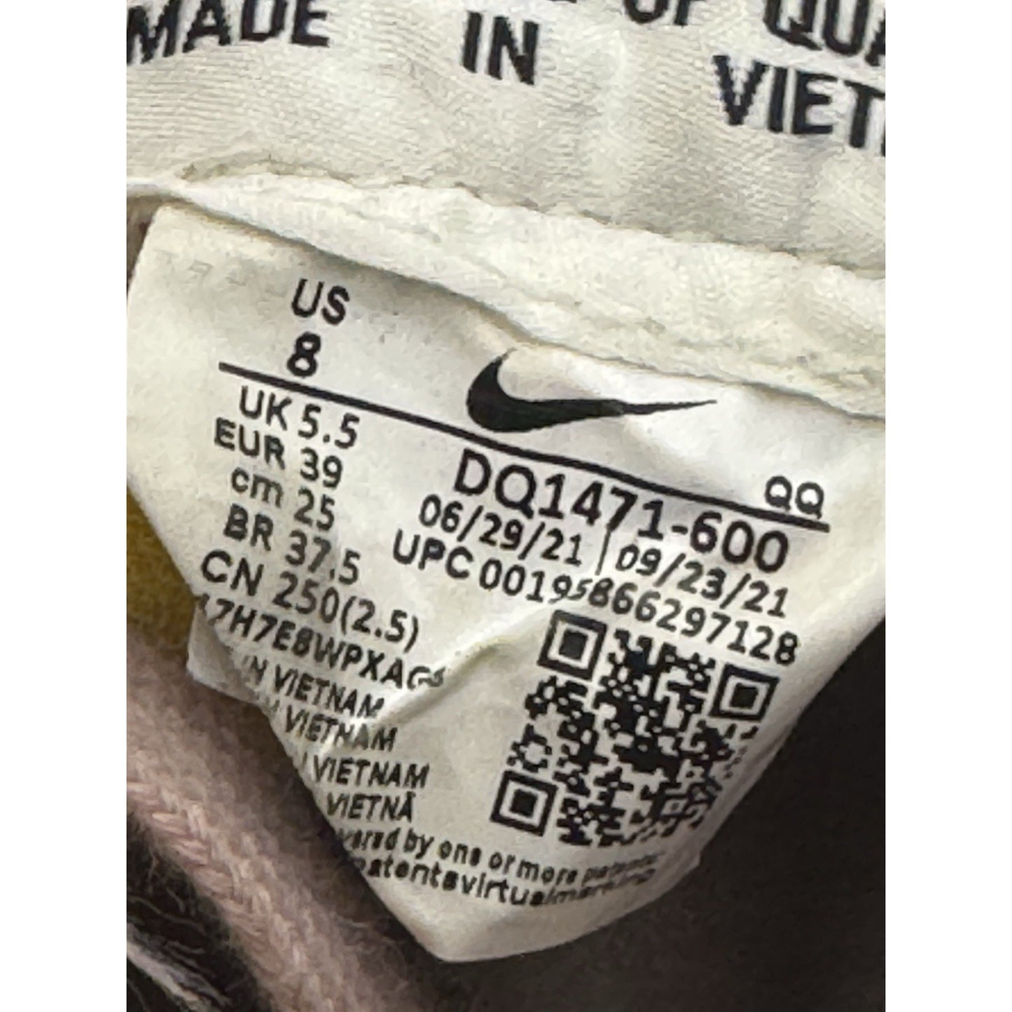 Size 8 - Nike Blazer '77 Jumbo Mid Pink Oxford W NBS302