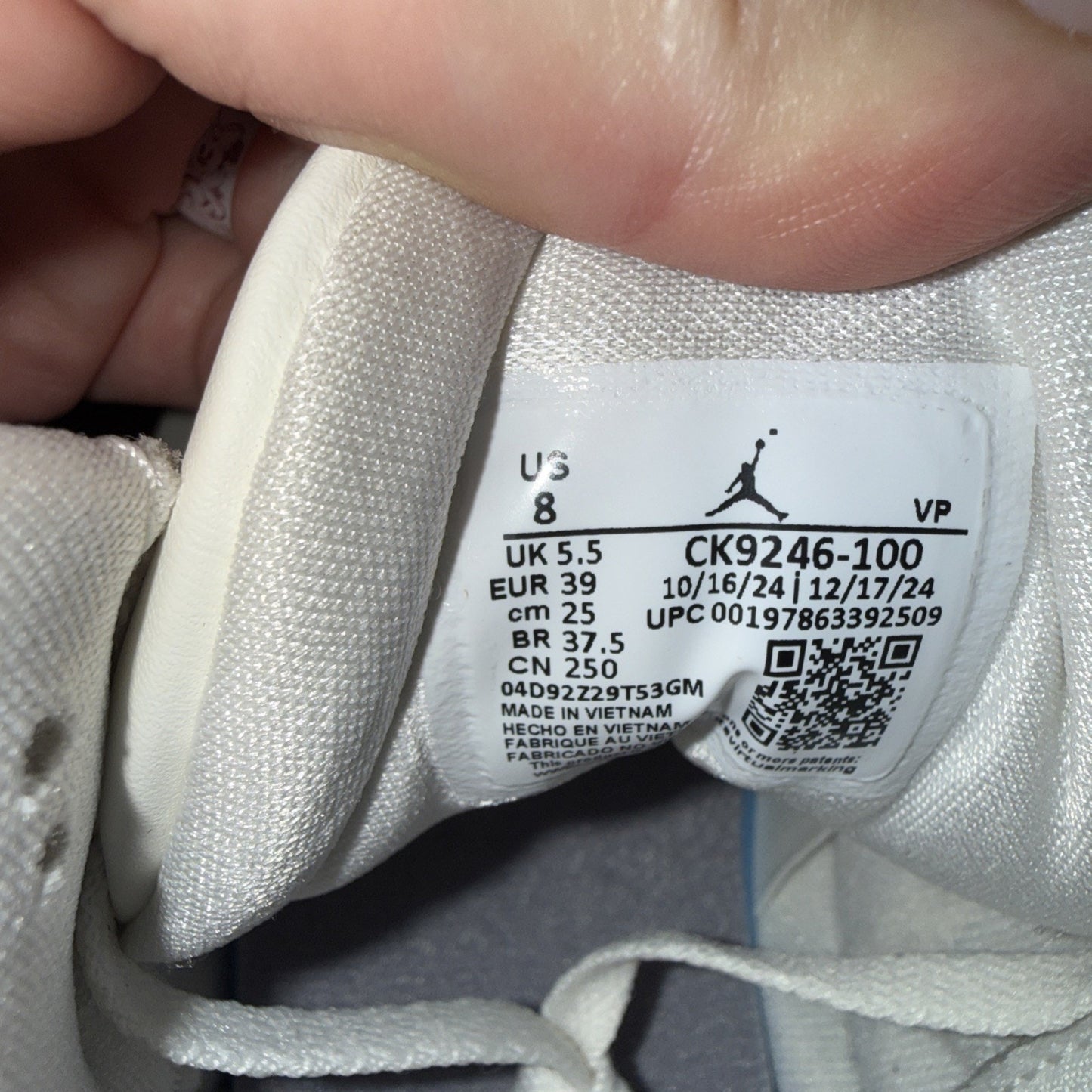 Size 8 CK9246-100 Wmns Air Jordan 3 Retro Sail/cement Gray