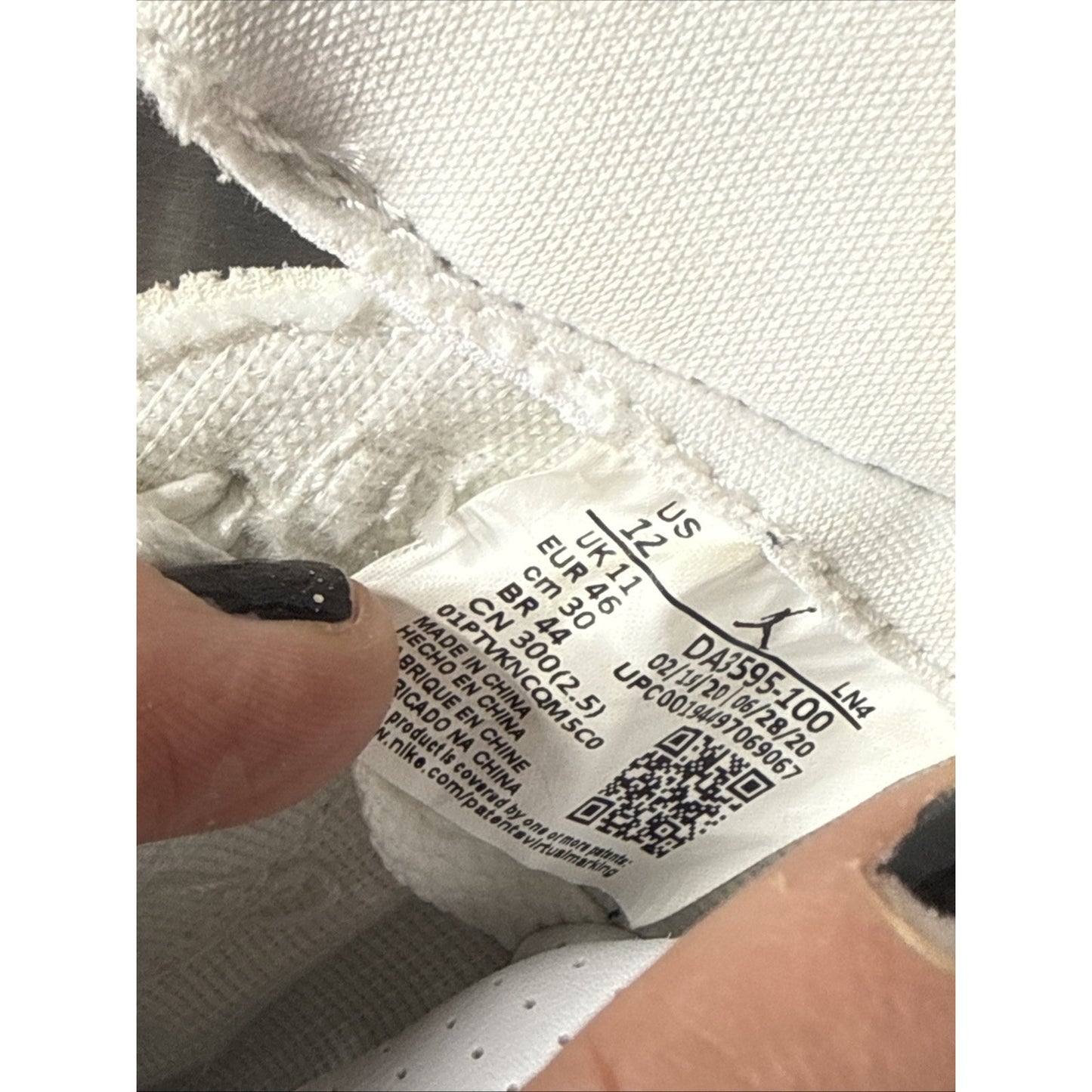 Size 12 - Jordan 3 Retro SP x Fragment Design Mid White